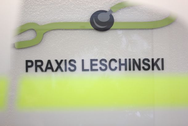 Detail an der Anmeldung der Praxis Leschinski